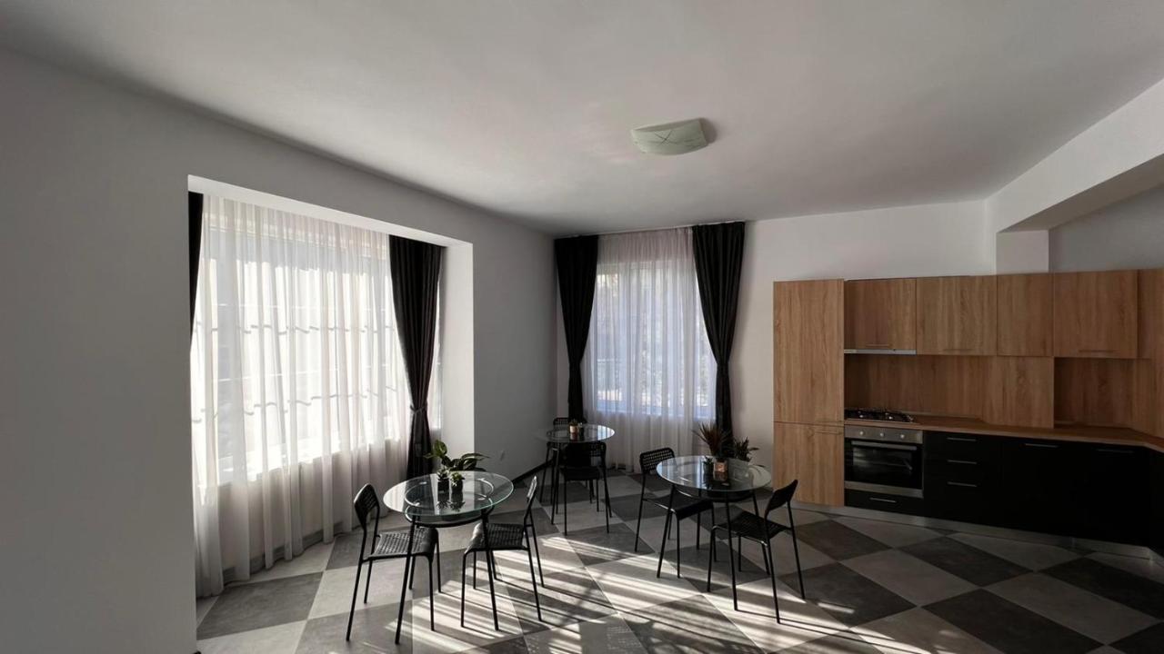 Hotel Ispera At The Vila Corbeanca Exteriér fotografie